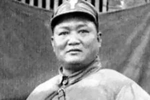 1940年，新四军第5支队把几百名日伪军，包围在一座四合院里面，日伪军嚣张表示新