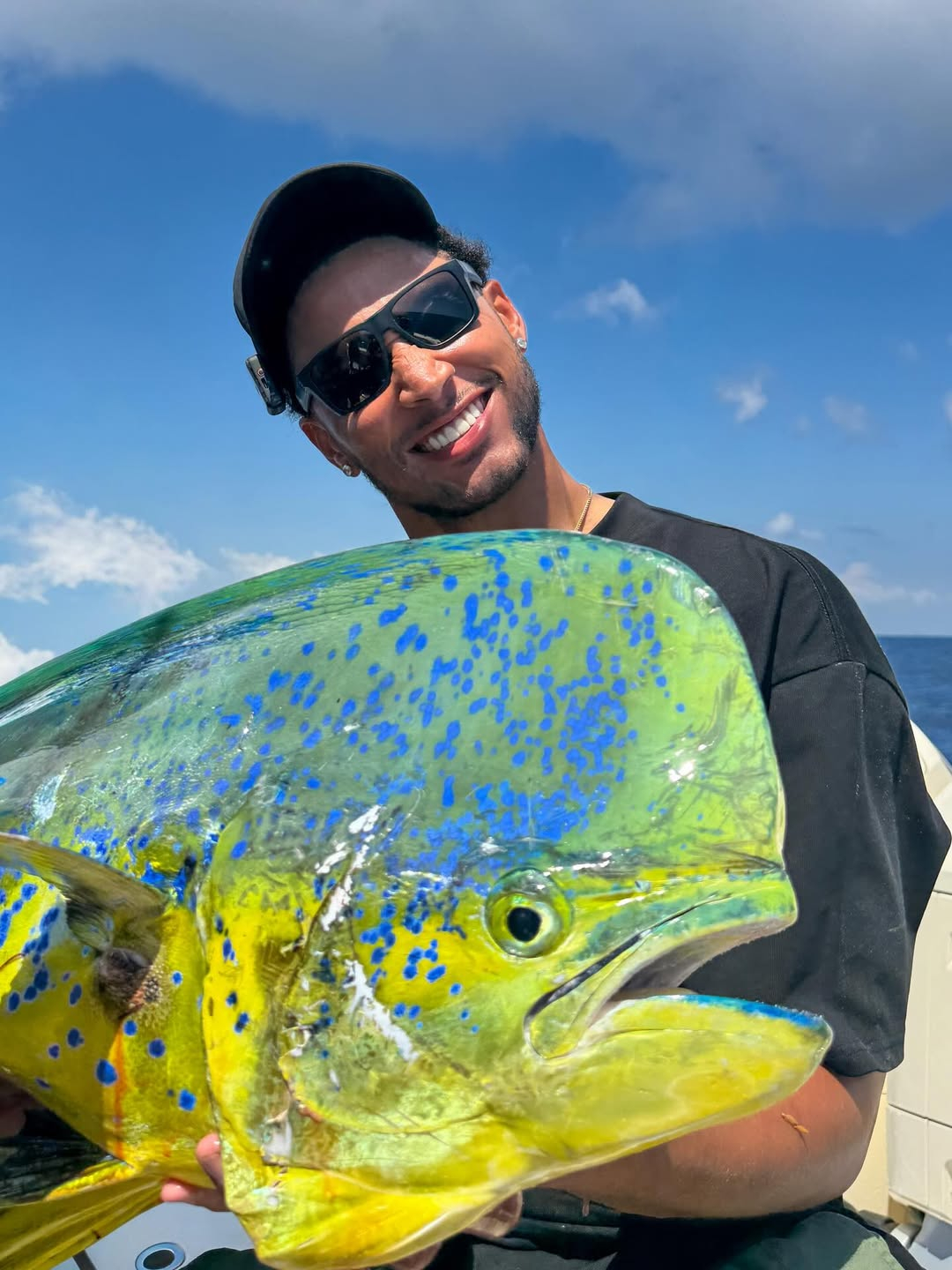 观众反感的从来不是帅将军帅的鬼头刀谁能拒绝呢？本-西蒙斯又来晒渔获了！ 