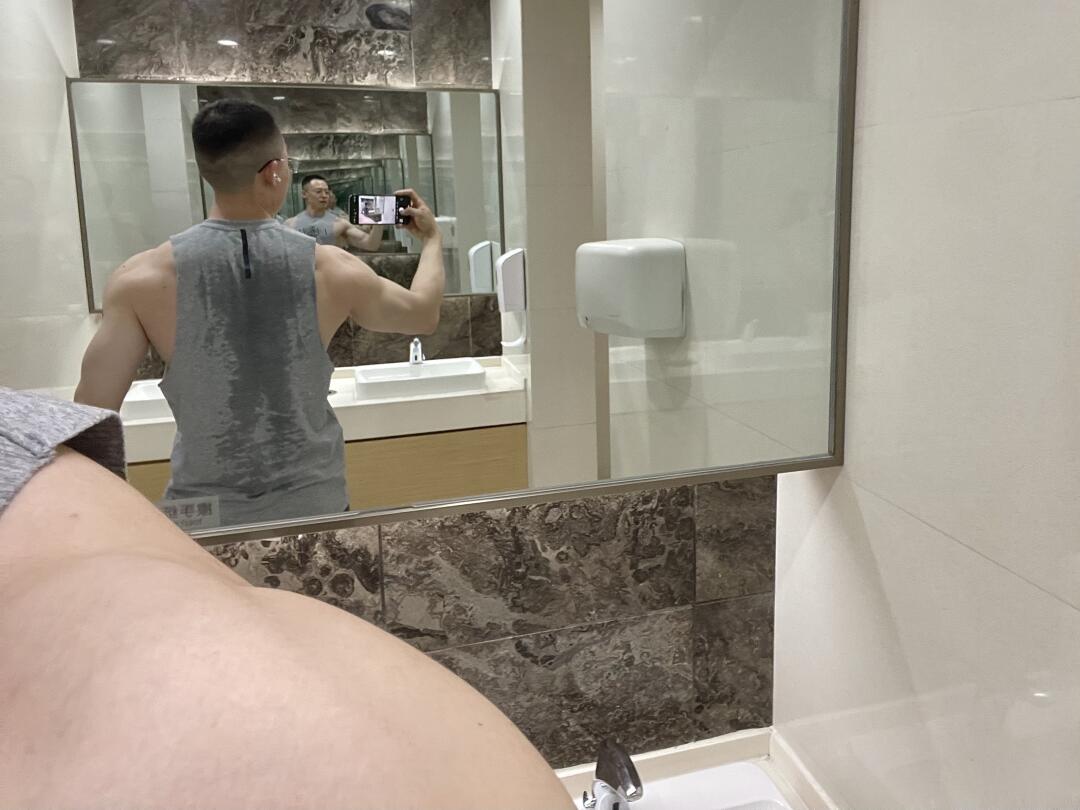 今日份，背背健