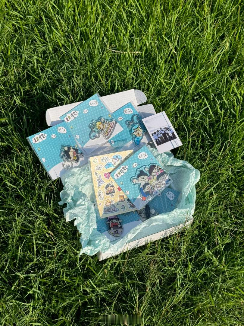 刚直播完微博同步一下，预计是14号或者15号老时间上链接，价格是¥69.9一共是