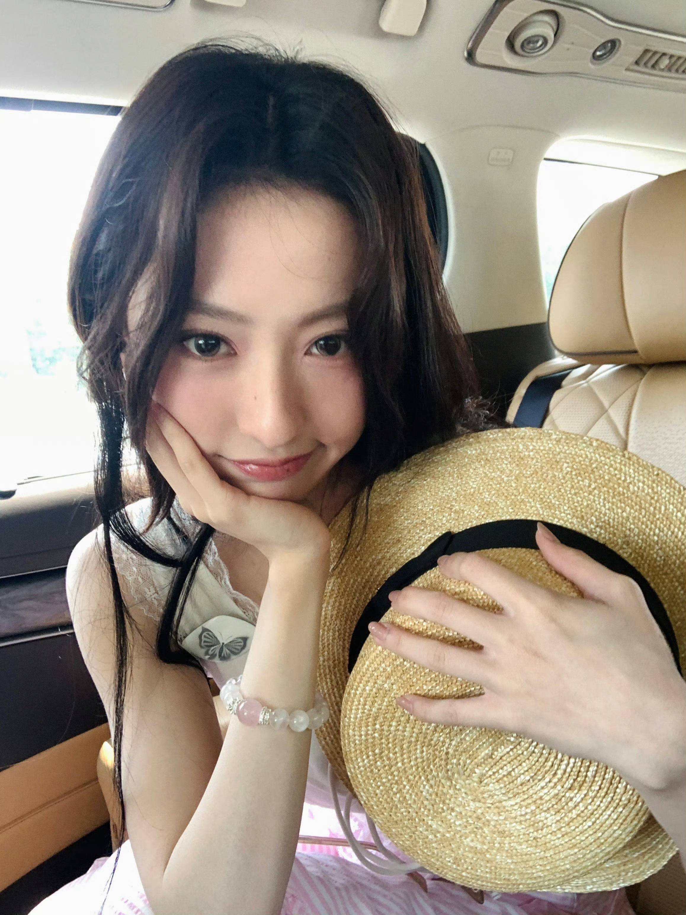 我的美女朋友买家秀[开学季]欢迎大家来找我挑水晶~深圳还有线下店可以体验diy哦
