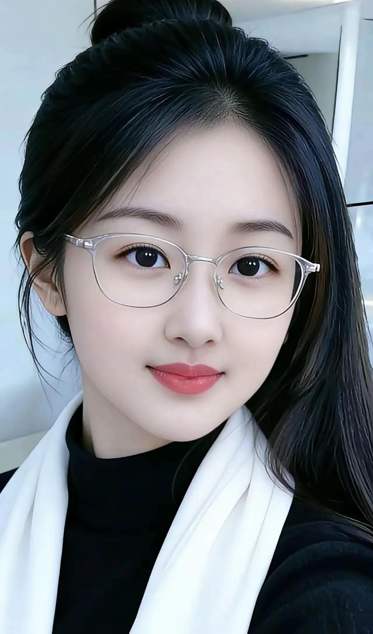 某一天，人们都离去了，树依旧会在，花也依旧会开。当你知道，世间有长久事物，即是安