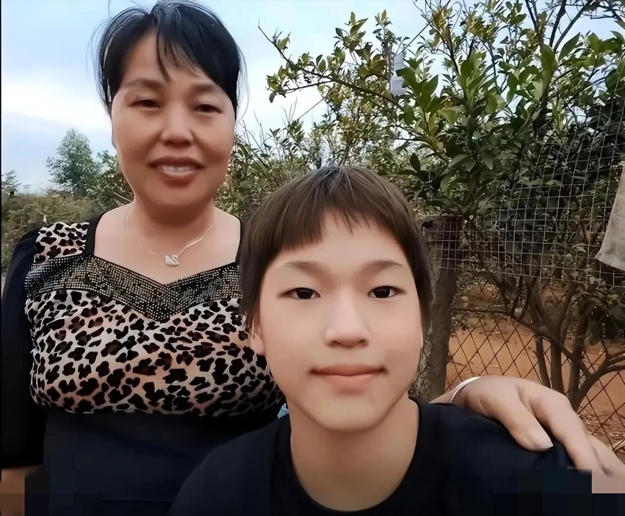 #在什么时候你觉得世态炎凉，人情淡漠# 在全红婵的暴红背后，她母亲深刻的感悟，一