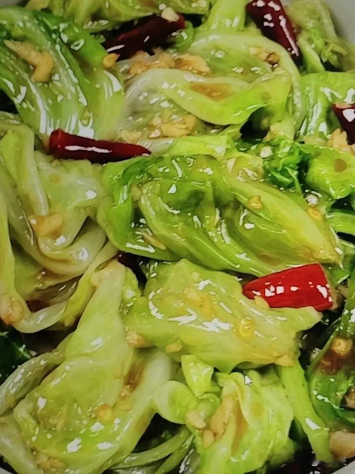 香辣包菜，简单快手，好吃到停不下来。