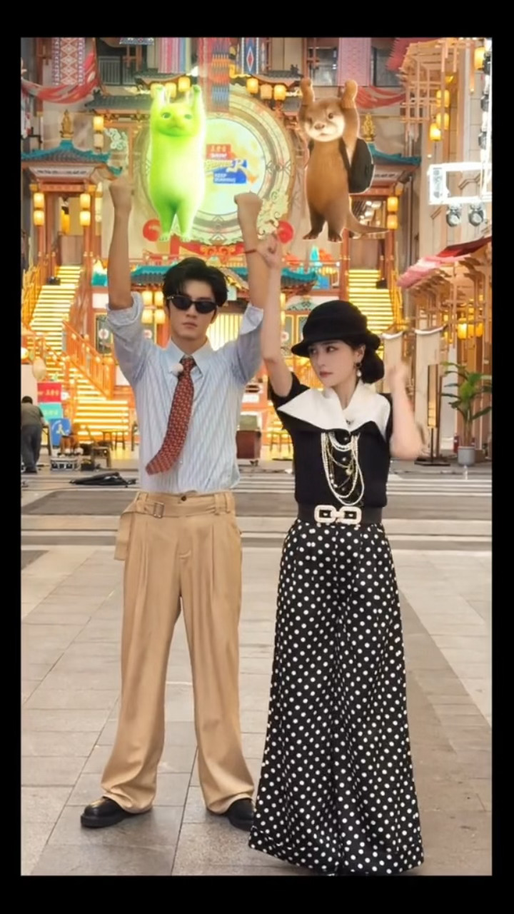 白鹿、陈哲远共创来了，哈哈哈好抽象 