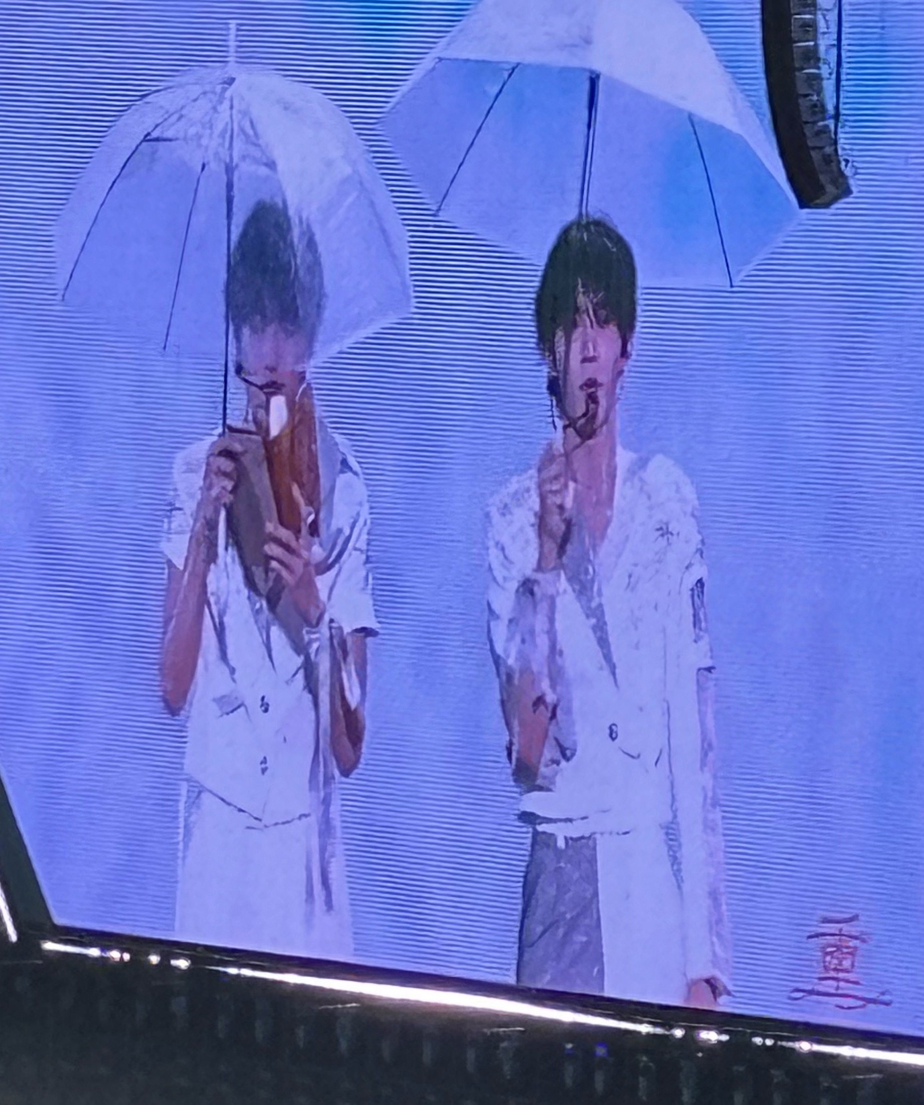 台上有一对新人[打call] ​​​