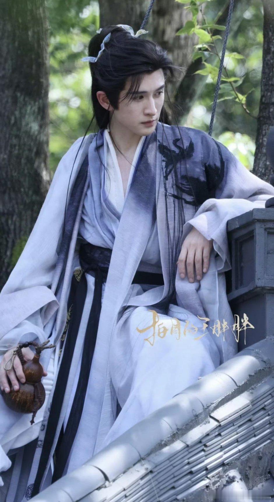 张云龙《来战》造型，感觉跟淮水差不多 ​​​