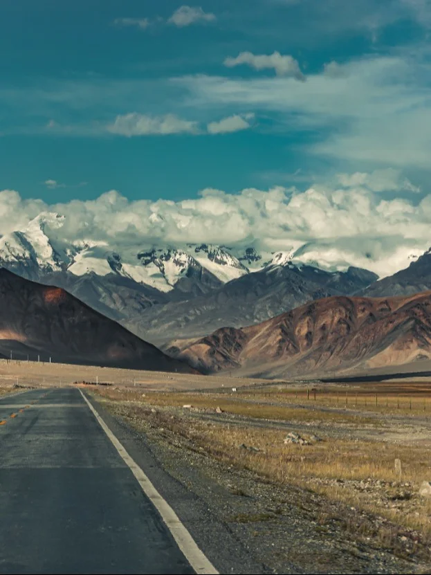 独库南疆10日游！穿越独库公路全程打卡南疆