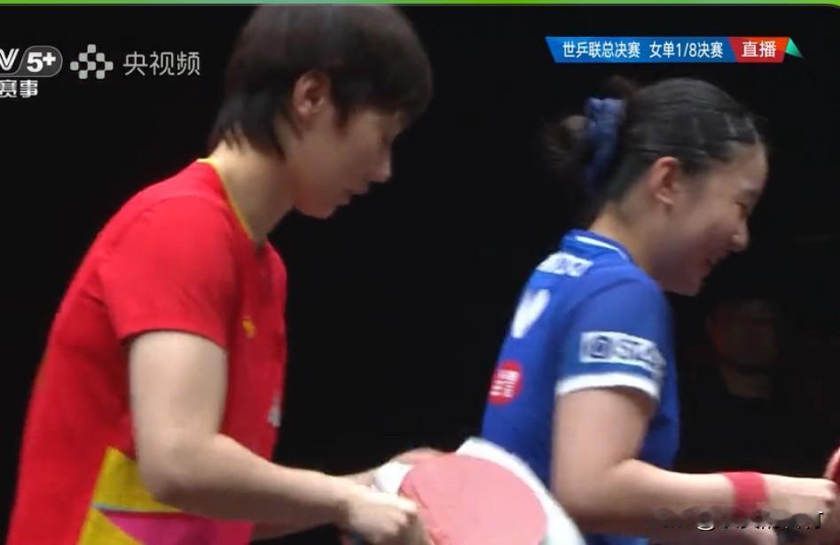 王曼昱4:2战胜张本美和，晋级八强
第一局，开局4:2，多拍相持曼昱得分5:2，