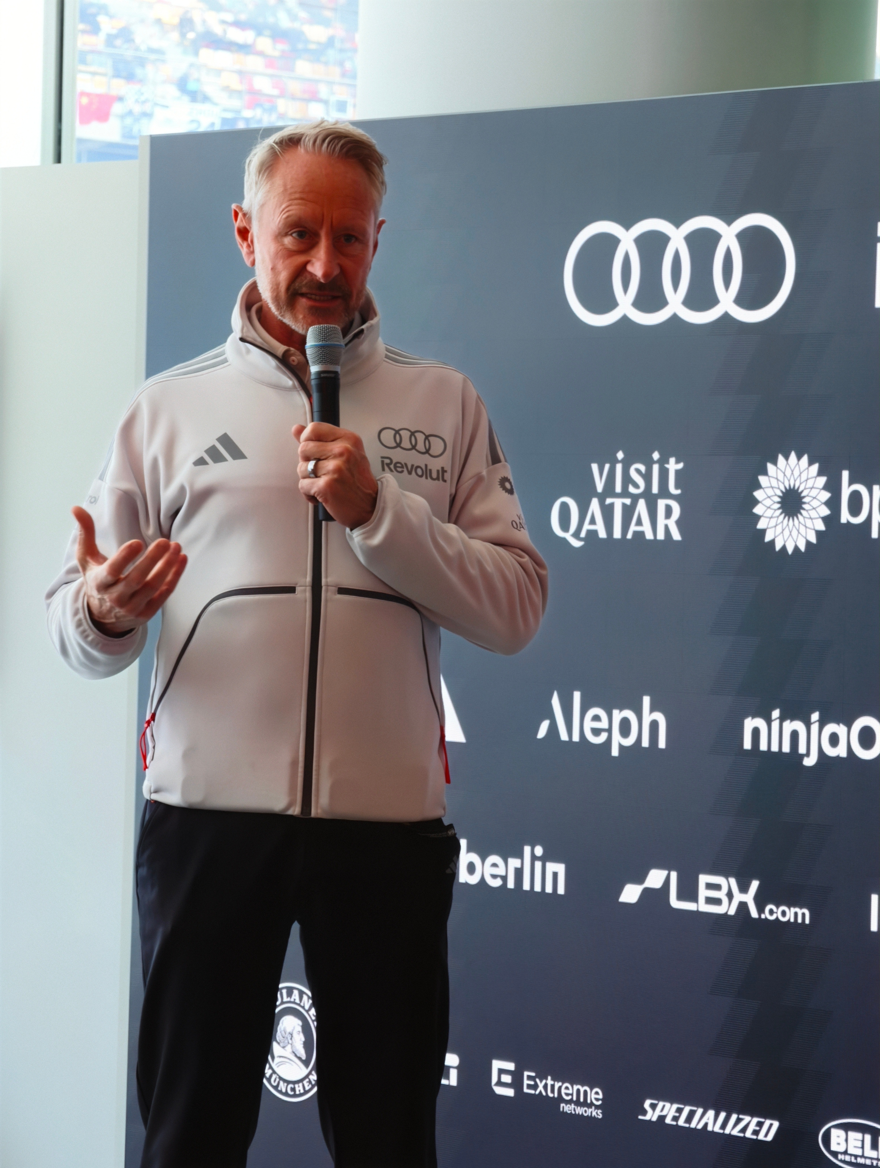 围场变动忙死内容人上周上海F1我还咔咔咔采访惠特利，准备做个关于奥迪F1的专题，