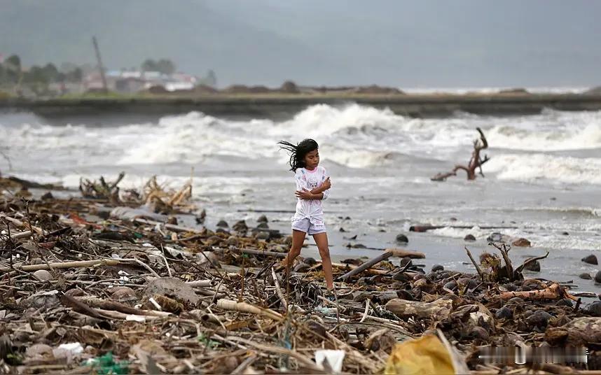 🌪️菲律宾为啥是“台风常客”？4个关键原因太好懂！
 
每次看新闻都能刷到菲律