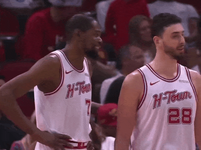 肢体语言大师们：“火箭队内氛围不佳的实锤画面”休斯顿火箭