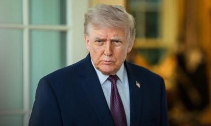 特朗普请你“玩得开心”，可美国人真笑得出来吗？特朗普兴高采烈地请大家“玩得开心，