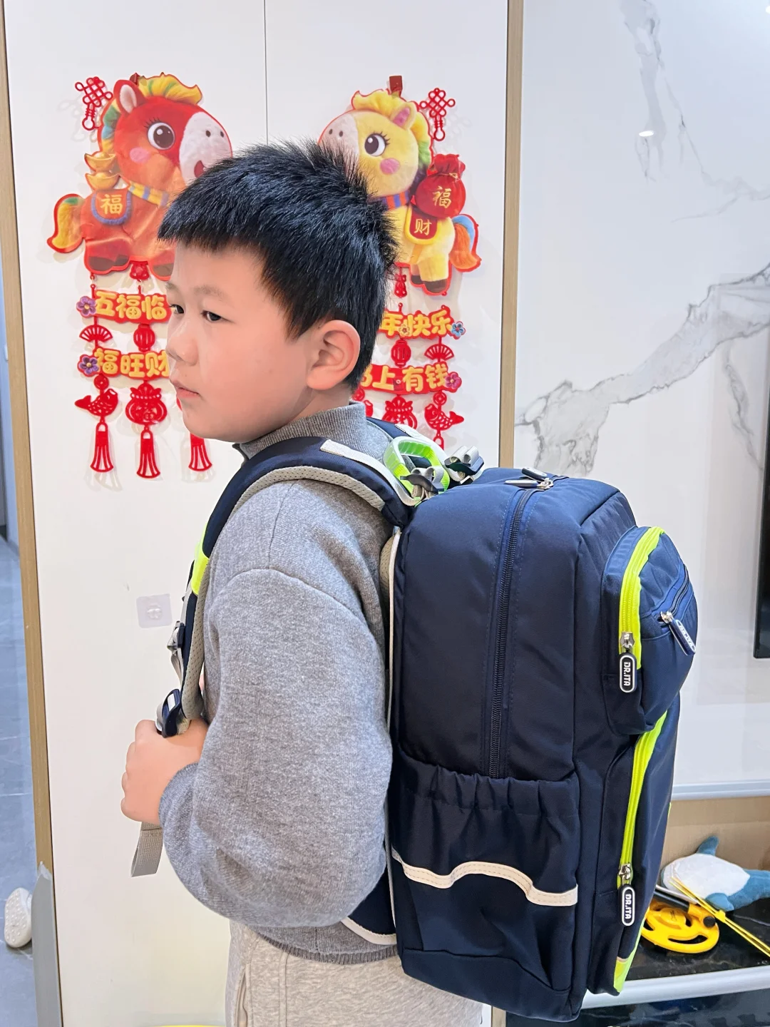 小学生护脊减负书包怎么选？一篇讲清楚！