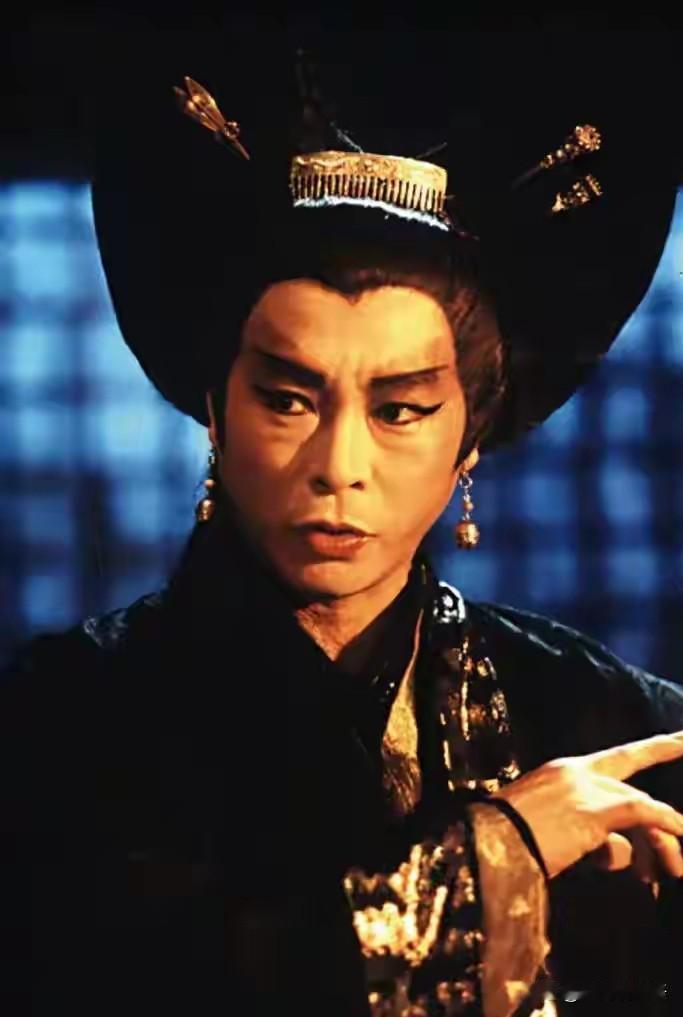 刘兆铭走了。老一辈港星正在一个个离去。

他是《倩女幽魂》里雌雄难辨的树妖姥姥，