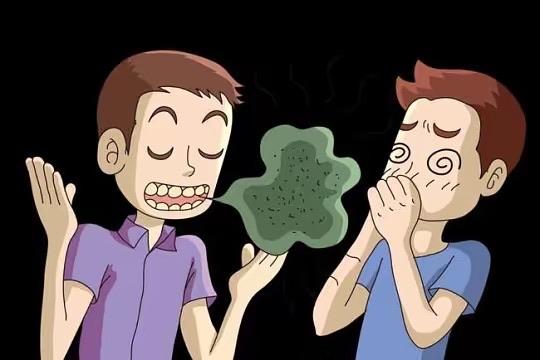 有个同事有口臭，而且还特别重，她自己闻不出来，我和身边同事都快遭不住了……
办公