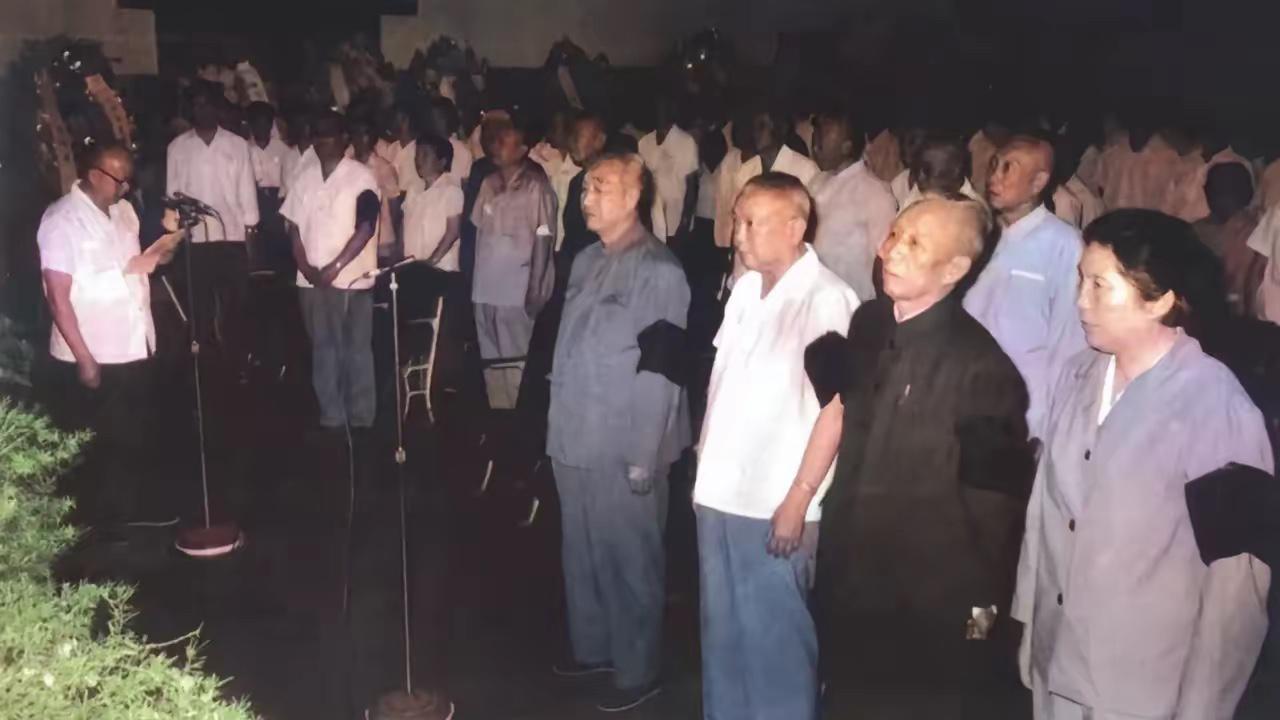 1980年8月，党中央在北京中央直属机关礼堂，为含冤离世13年的陈昌浩举办追悼会