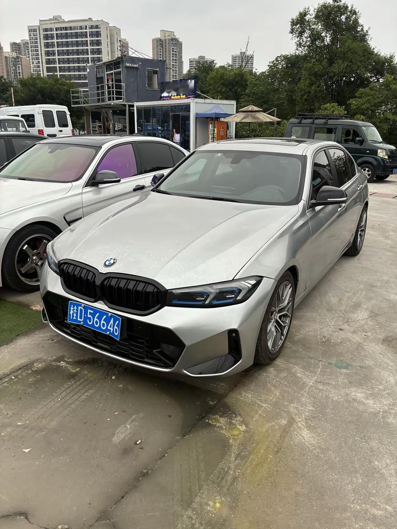 找到一家专做F底盘的。全场三系几万预算这才是好车 宝马三系 宝马320