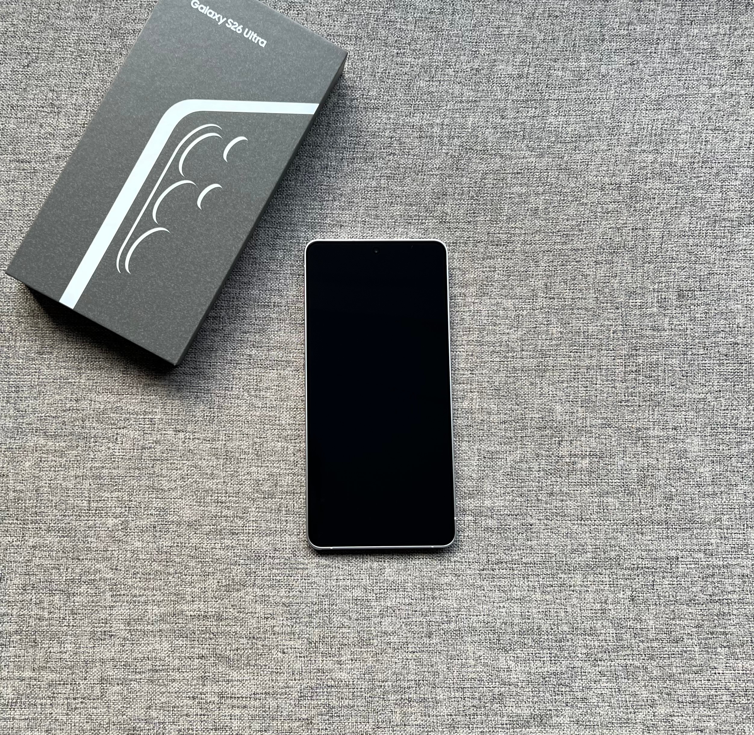 三星S26 Ultra 12+512G 映雪白，仅使用两天，成色完美，全套，全国