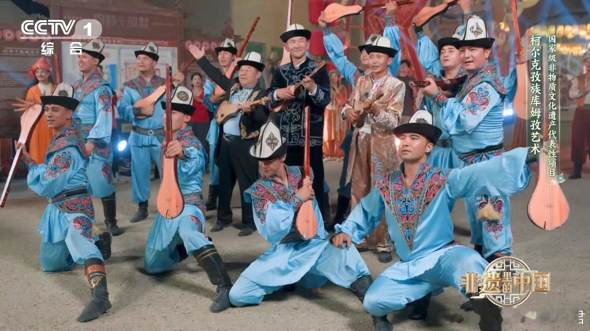 一人同时演奏6种乐器太酷了 从古老史诗到创新合奏！一人同时演绎六器，库姆孜在指尖