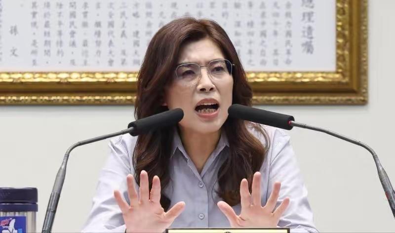 别被国民党此番说辞迷惑了表面中立的假象，这番表态看似兼顾各方，内里依旧是割裂两岸
