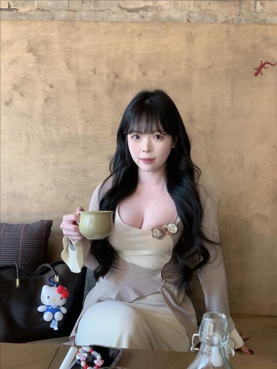 永远不会放弃把时间浪费在咖啡店里•͈ᴗ⁃͈☕