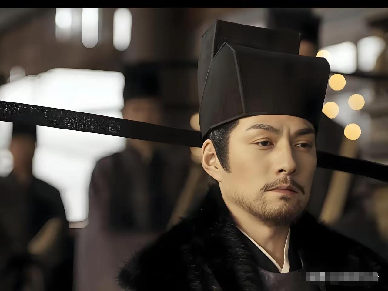 舅舅对张凌赫说，“接受质疑，努力和自己赛跑，才能走到更远！”
[赞][赞]天降大