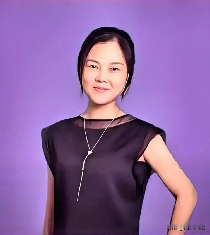 谁说女子不如男？周亚琳用十年告诉你答案

比亚迪财务总监周亚琳年薪破千万的消息刷