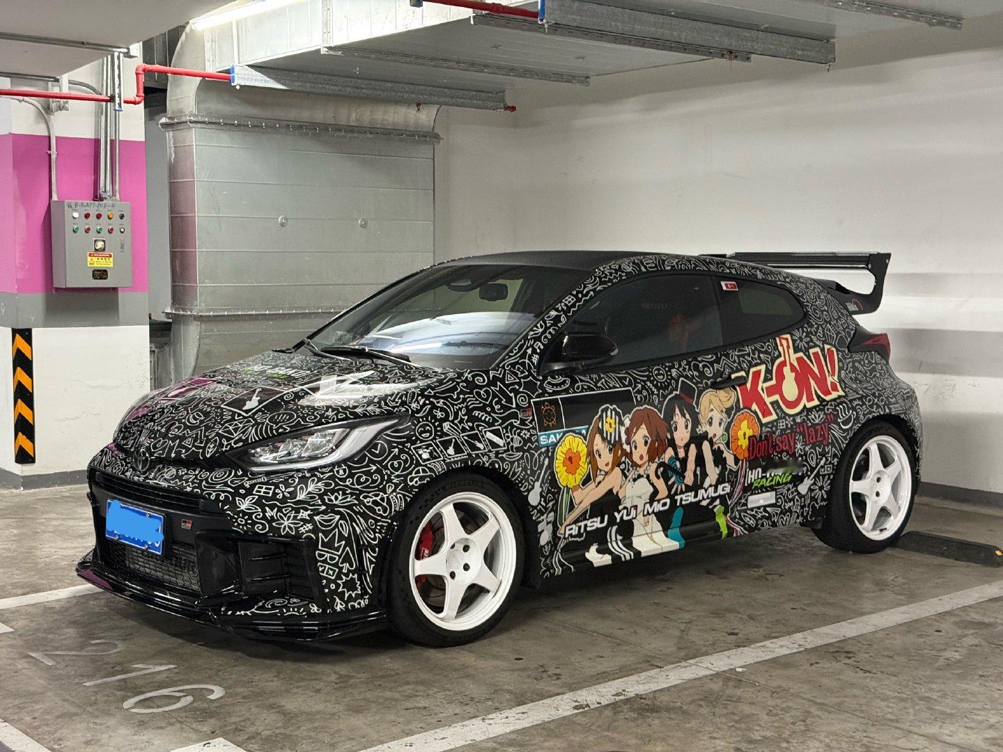 一个YU7车主开GR Yaris去上赛跑由小米冠名的China GT垫赛GR86