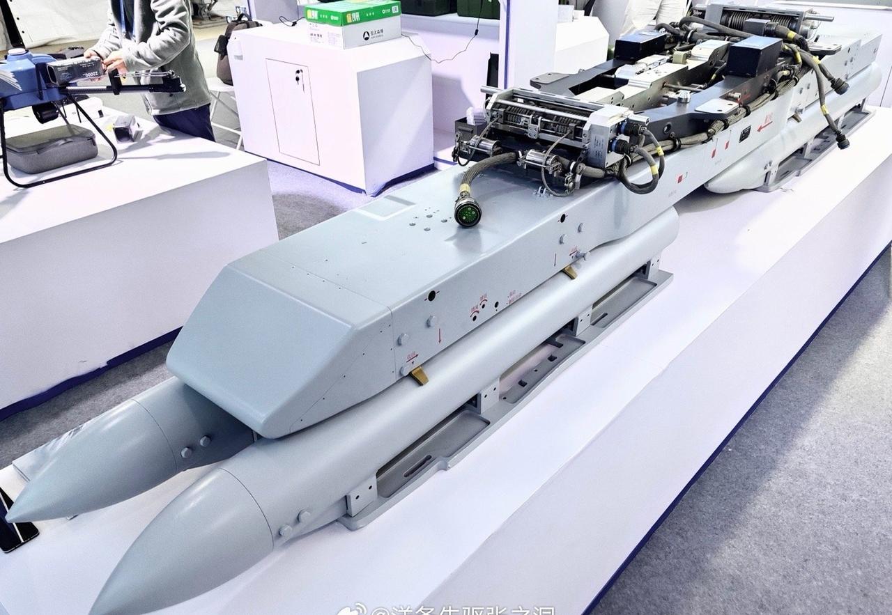 珠海长春看不到的厉害东西，在南昌悄咪的给看。这次低调展示了新型多联悬挂投放装置，