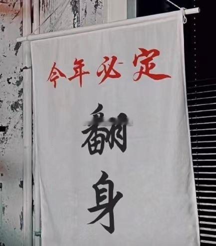 时间转瞬即逝，我们告别了10月份的操作，在过去的十月份的操作当中，在我们和实盘客