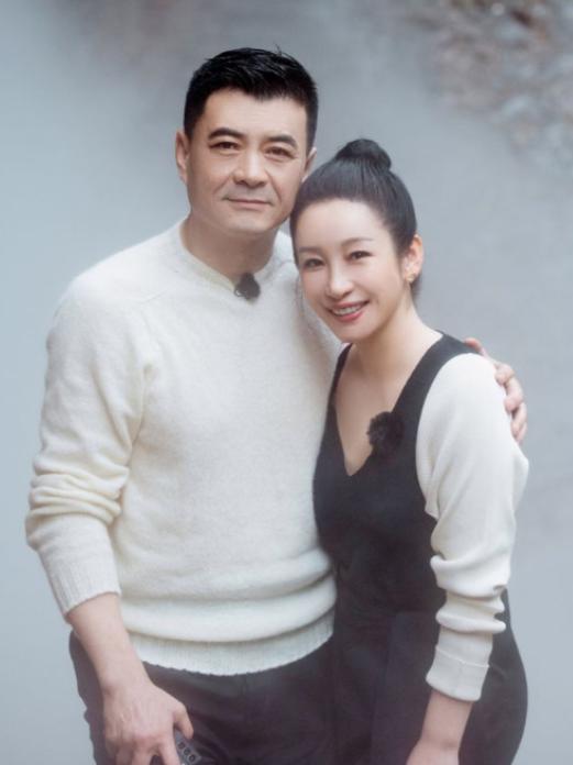 当年，秦海璐与身价20亿的李厚霖同居了四年。当她在思考是否嫁给他时，却突然收到了