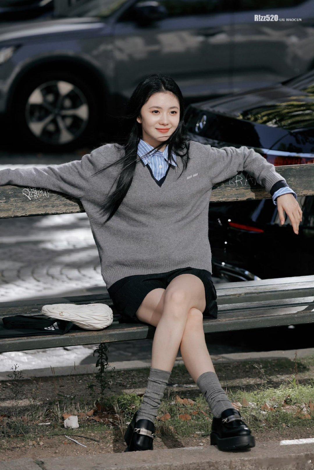 刘浩存可以算是穿MiuMiu最有感觉的了吧？ ​​​