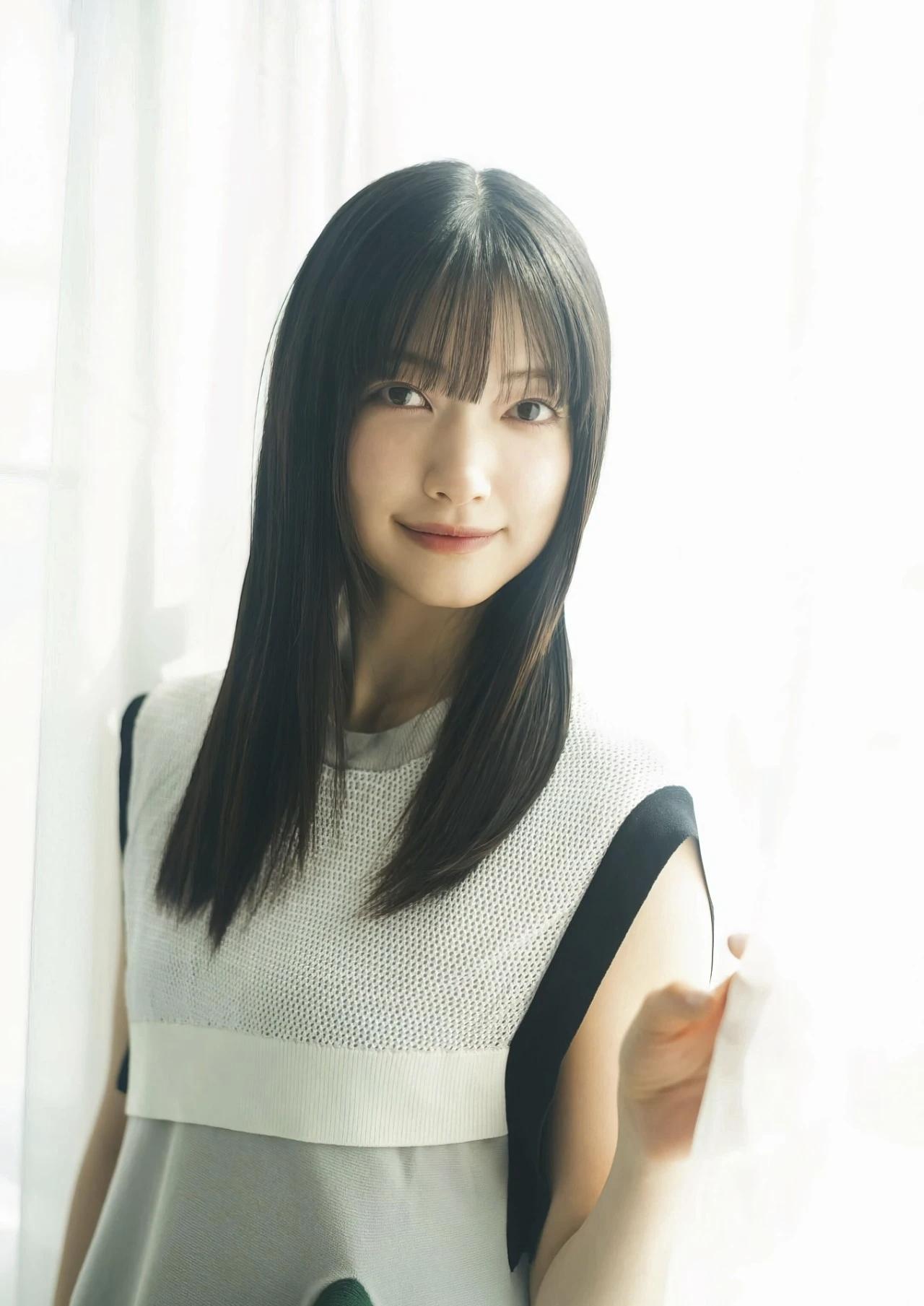 大园玲（おおぞの れい，2000.4.18），日本鹿儿岛县人，A型血，身高163