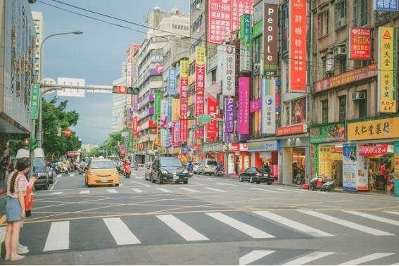 台湾要员曾放话：满足这三条件，台湾自动回归，第一实行“一国两制”，第二将所有的汉