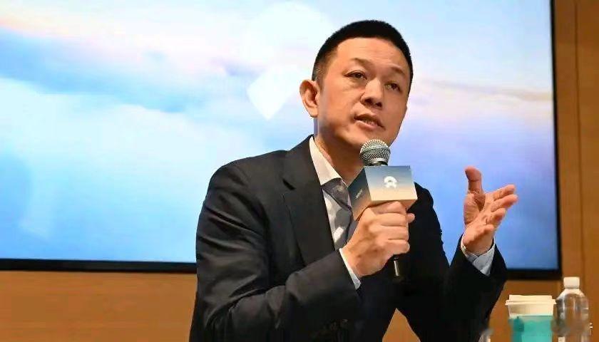 李斌：蔚来第四季度必须盈利要做好三件事10月20日，蔚来召开了一次内部会议，此次