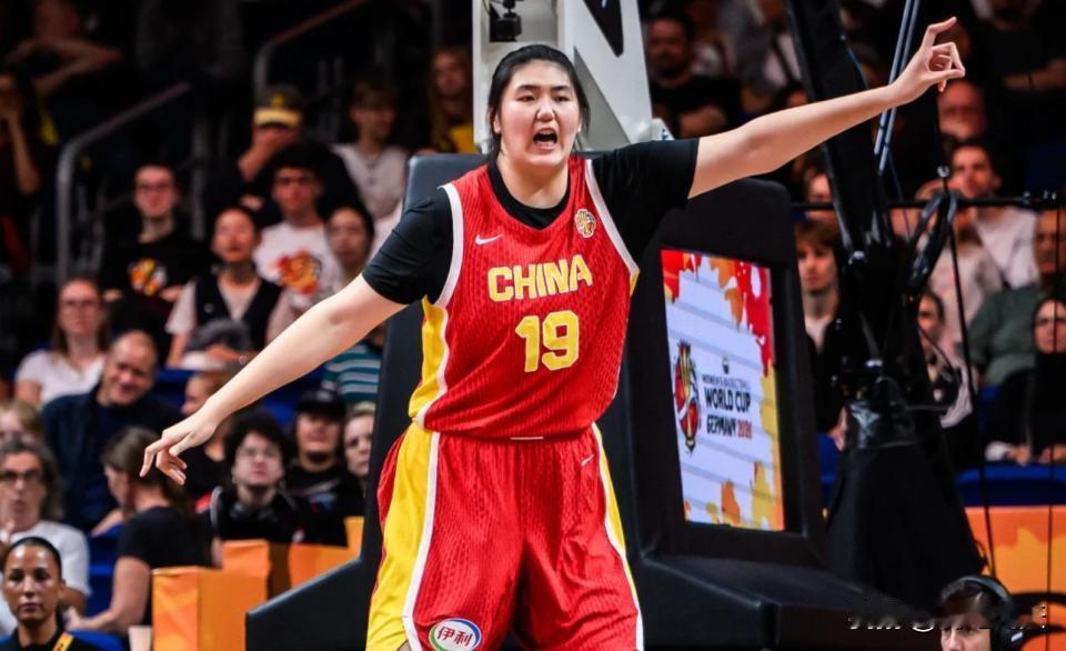培养张子宇至少需要十年吗
2026年女篮世界杯，法国队90-61大胜中国队。张子