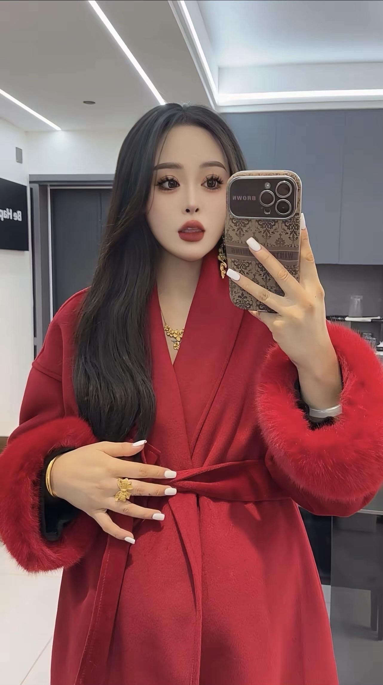 我遇到一个男孩 他疼爱我像小孩 于是我下定决心要陪他走很远很远