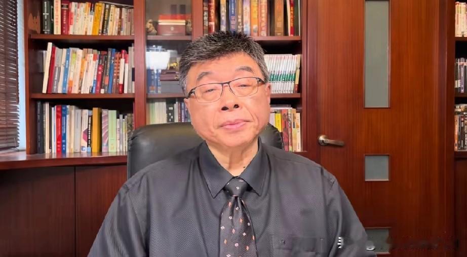 最新消息！邱毅教授说了，这网络联署是他和蔡正元、郭正亮一起发起的，现在签名都超过