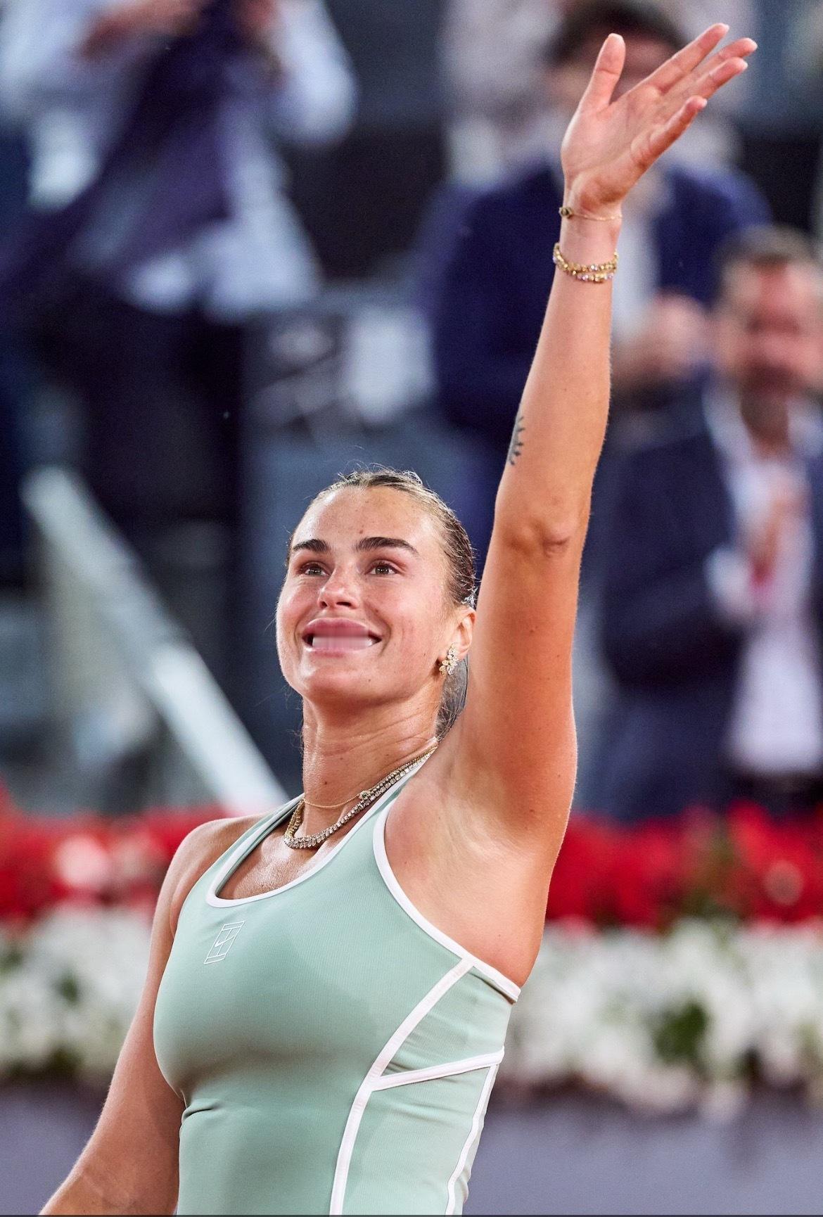 体育大赏   萨巴伦卡逆转进马德里八强 萨巴伦卡15连胜 萨巴伦卡 6-7(1)