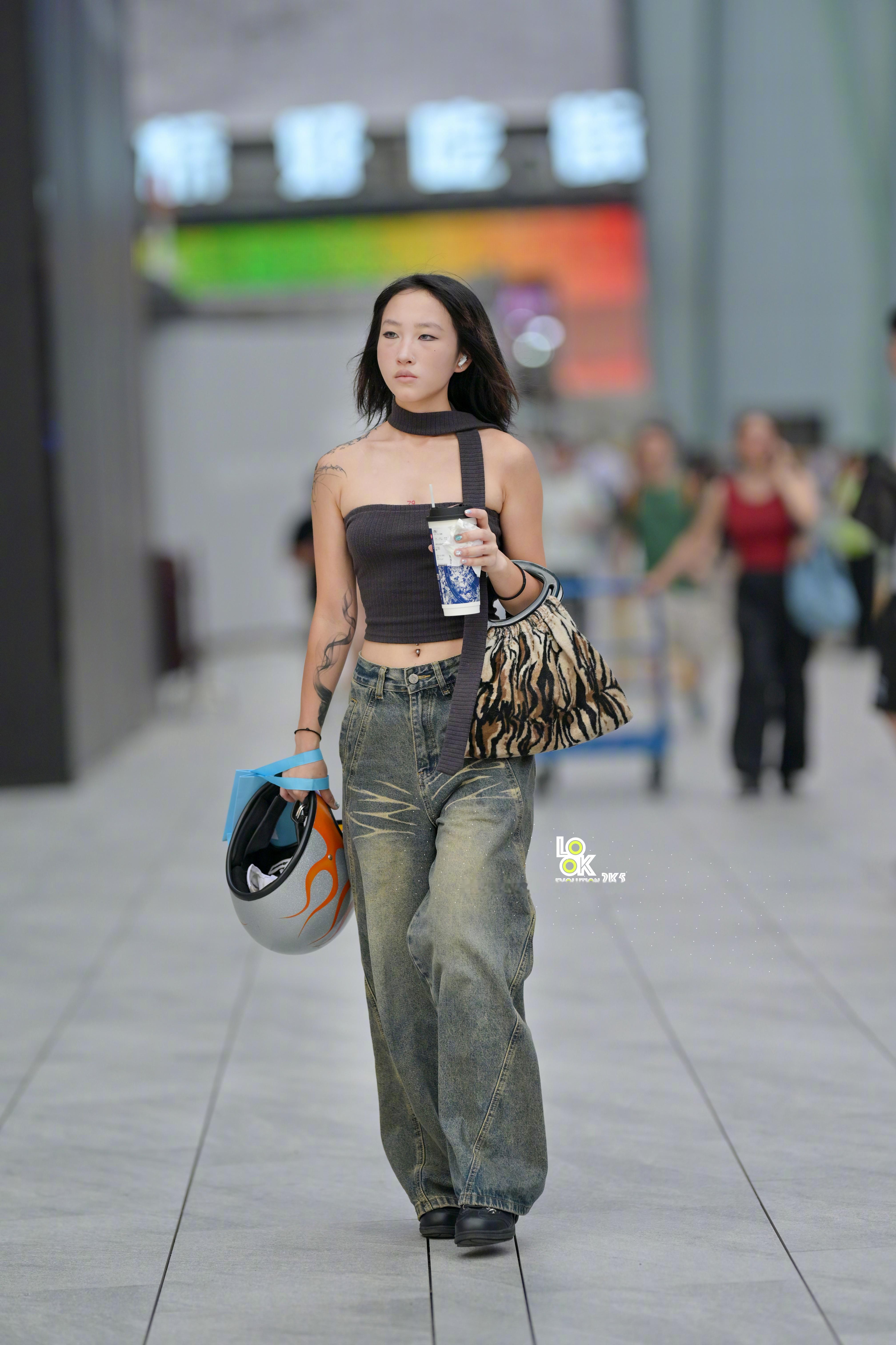酷酷的女骑士 ​​​