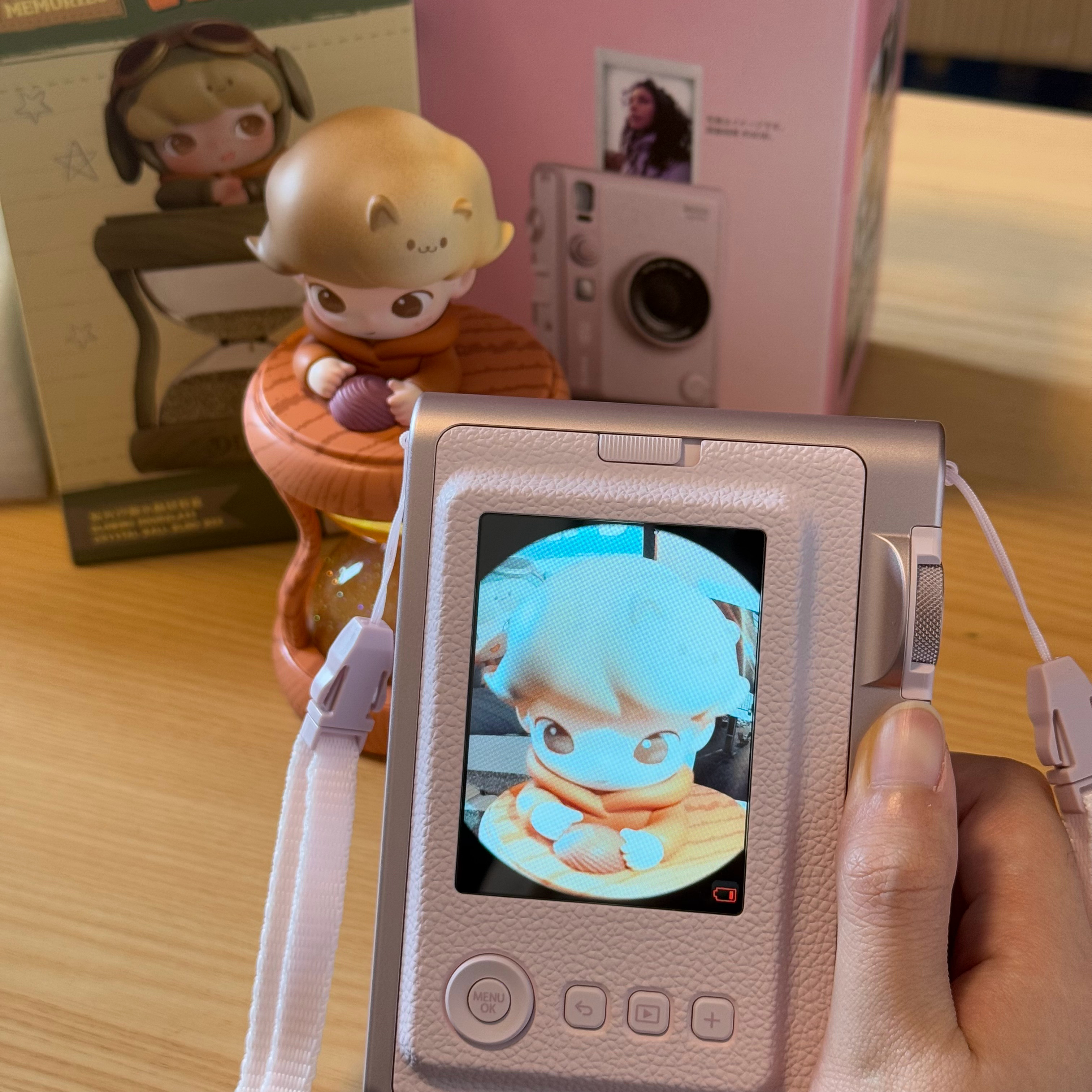笑得不行 ​​​