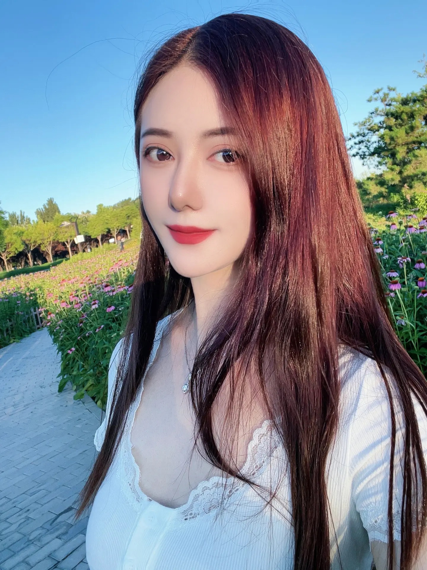 藏在光里，被光爱着💛 北京