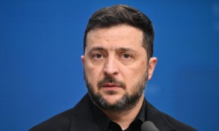 泽连斯基：俄罗斯在战场上无法取胜时，他们就开始在乌境内寻找核武器

2月25日，