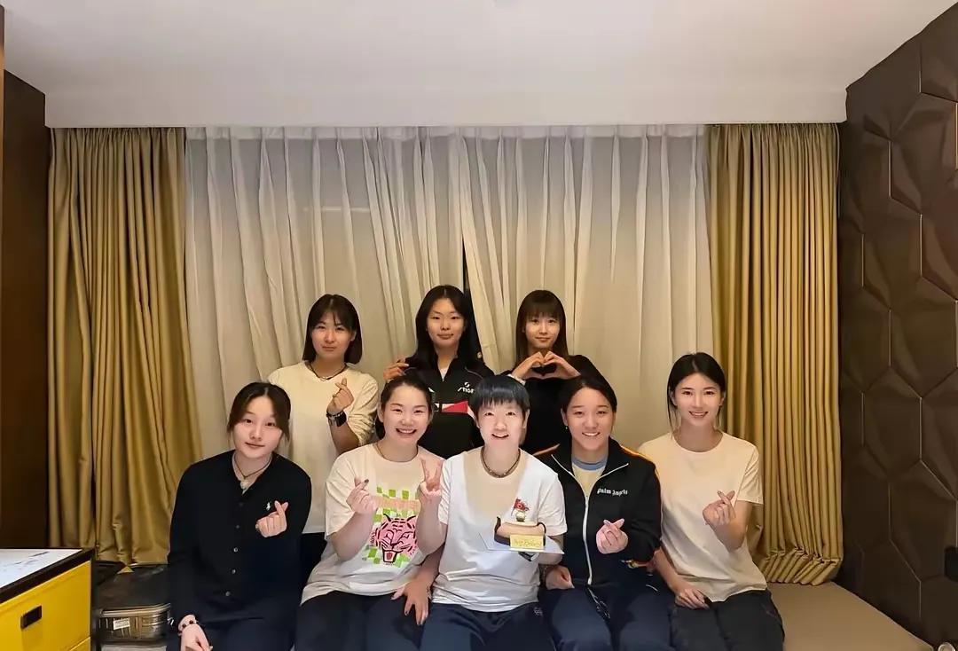何卓佳：首先也非常感谢队伍，然后对于我们运动员能给这样的机会，去波兰代表波兰俱乐