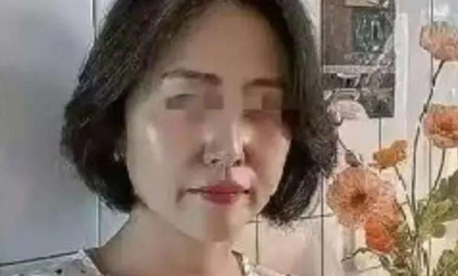 杭州的孙女士，因为不信任社保，坚持了18年不交社保，每个月给自己存了780元，存