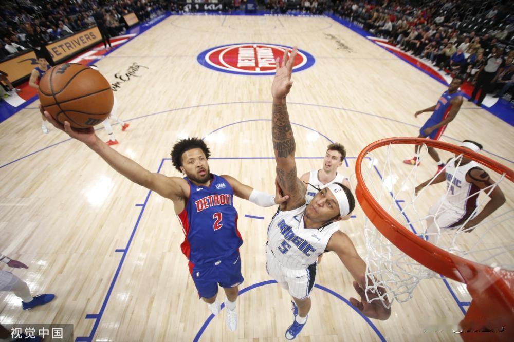 班凯罗绝杀康宁汉姆空砍26+7 魔术送活塞5连败
北京时间2月25日NBA常规赛