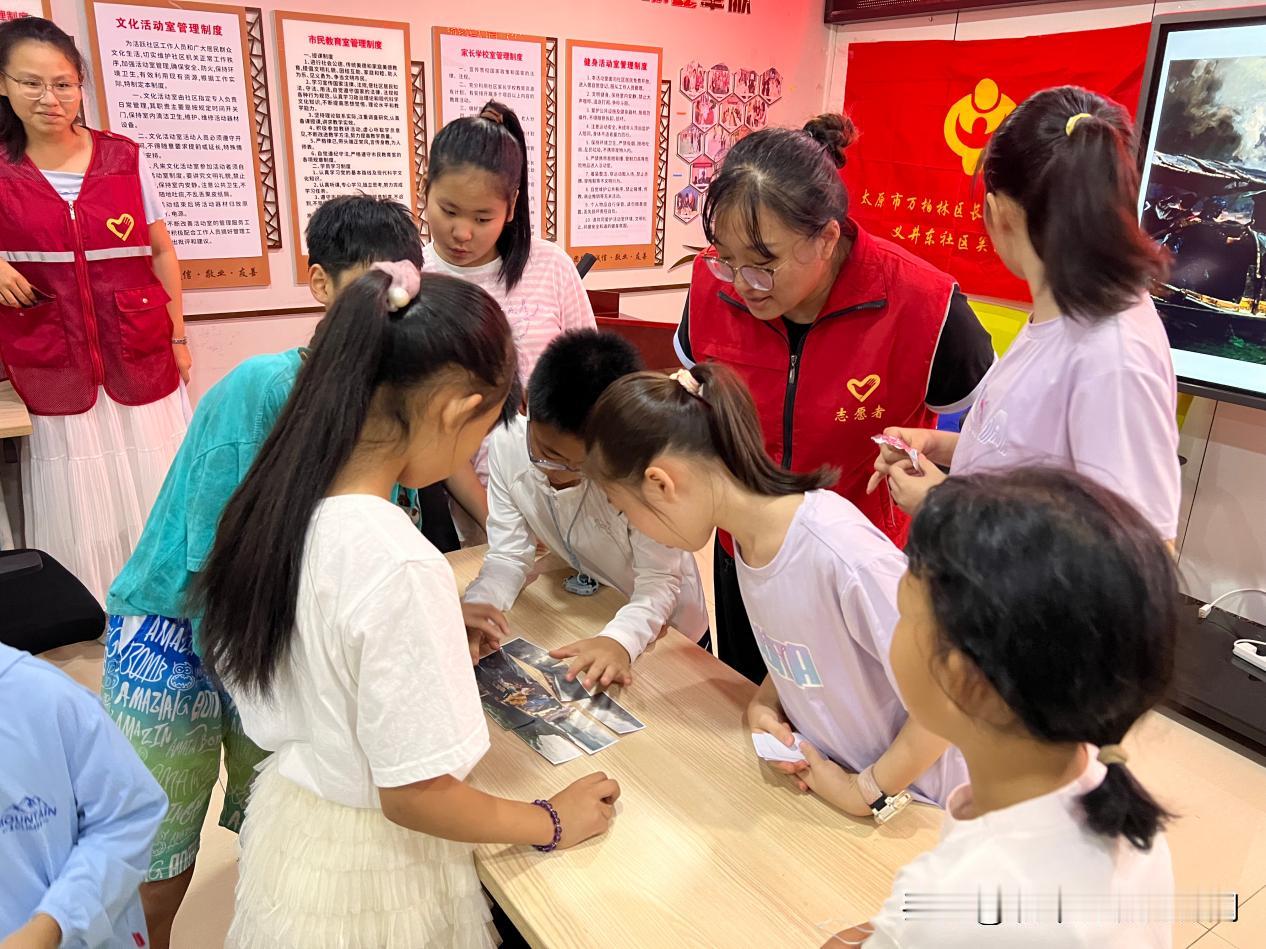 万柏林区义井东社区：五老讲党史 趣味闯关浸润少年心

近日，万柏林区长风西街街道
