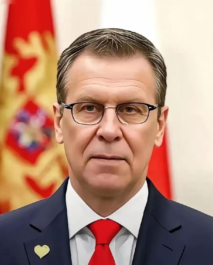 快讯，
俄罗斯外长公开宣布了！
2025年12月11日，俄罗斯外长拉夫罗夫公开宣