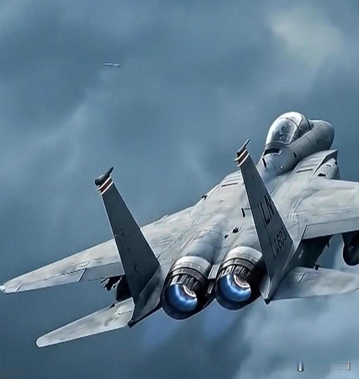 事实再一次说明，
西方国家完全是“双标”。

据报道，
对于美国和以色列对伊朗的